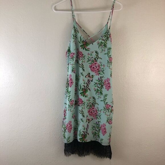 Adelyn Rae Spaghetti Strap Green Floral Slip XS - Picture 2 of 8